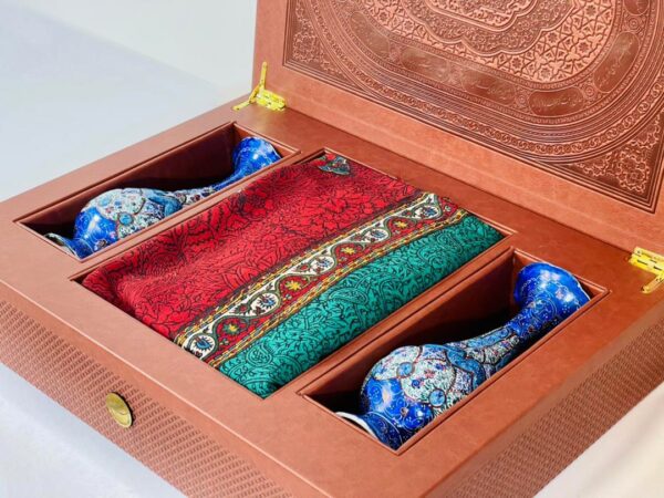 ست گلدان میناکاری و قلمکار با جعبه چرمی